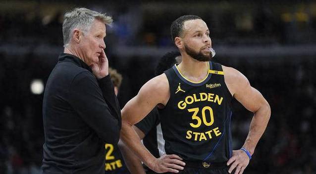 开云手机版登录入口-浓眉刷新世界纪录,勇士教练激动落泪!