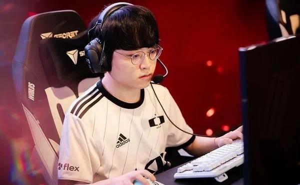 开云手机版登录入口-梅西焦点对战,Faker与80激战德国队分钟,夺冠胜负难料!